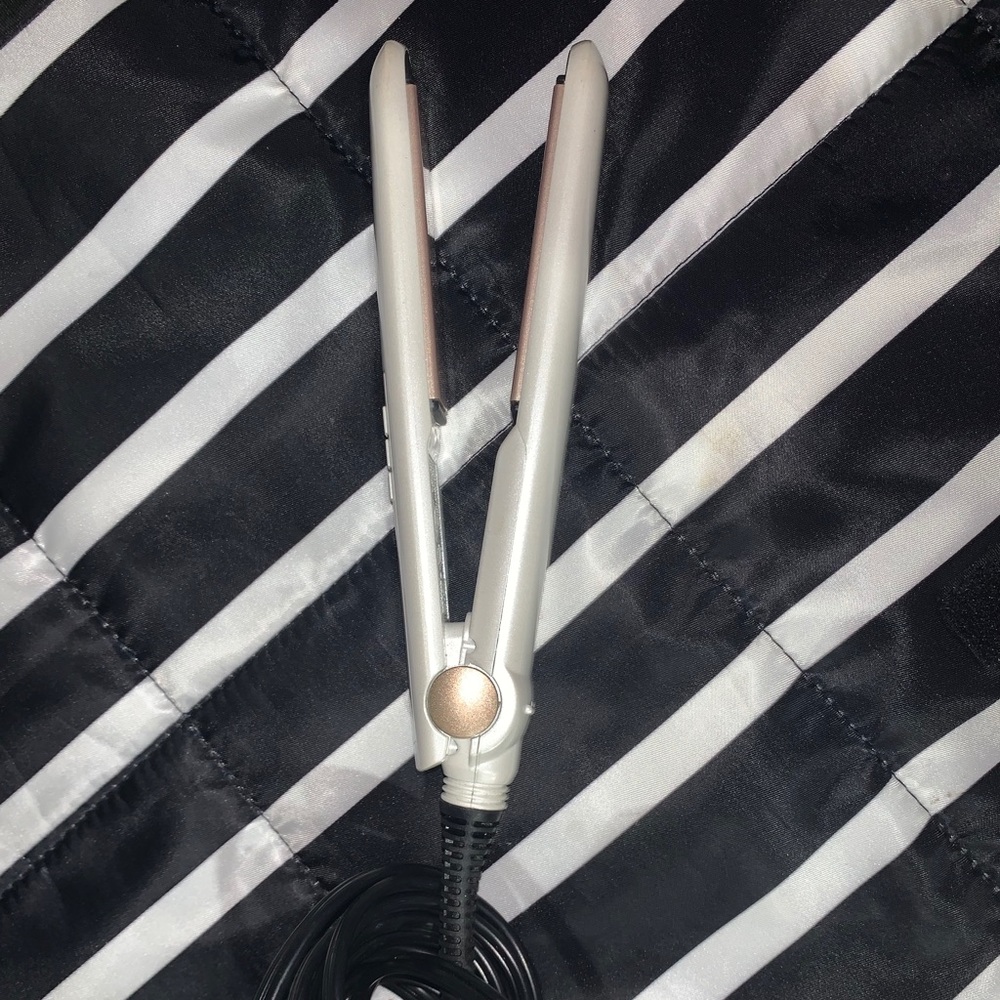 INFINITI PRO COMPACT CERAMIC STYLER - Picture 5 of 5